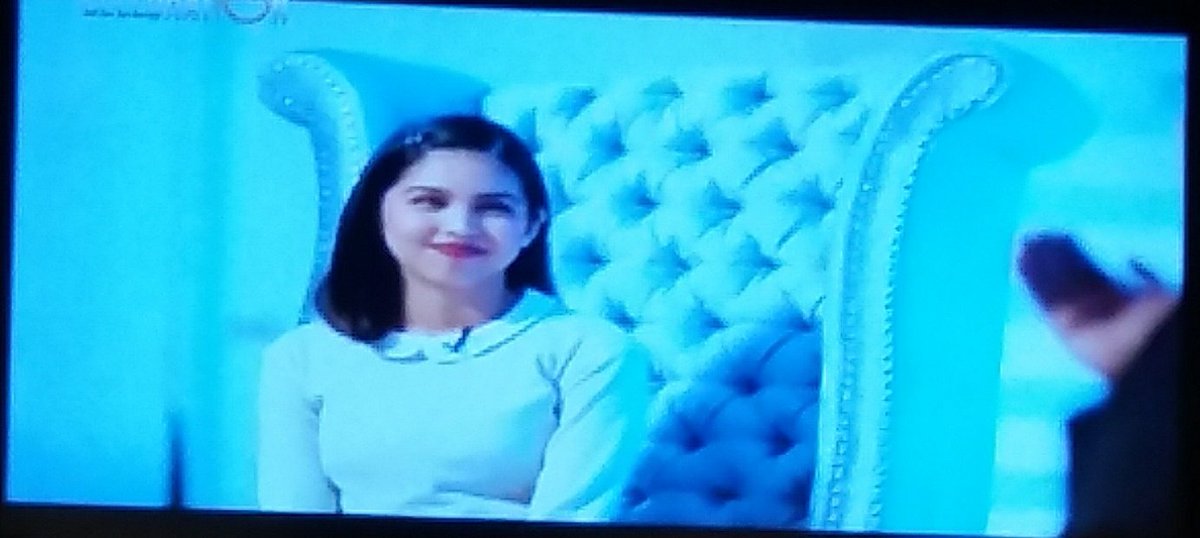 samxsanti's tweet image. Swerte ko lang. Wala ako sa bahay pero may TV dito sa kinakainan ko. 😊

@mainedcm @hygienix_ph
#BoyAndMaineVSGerms 
#Hygienix Fight World Germination