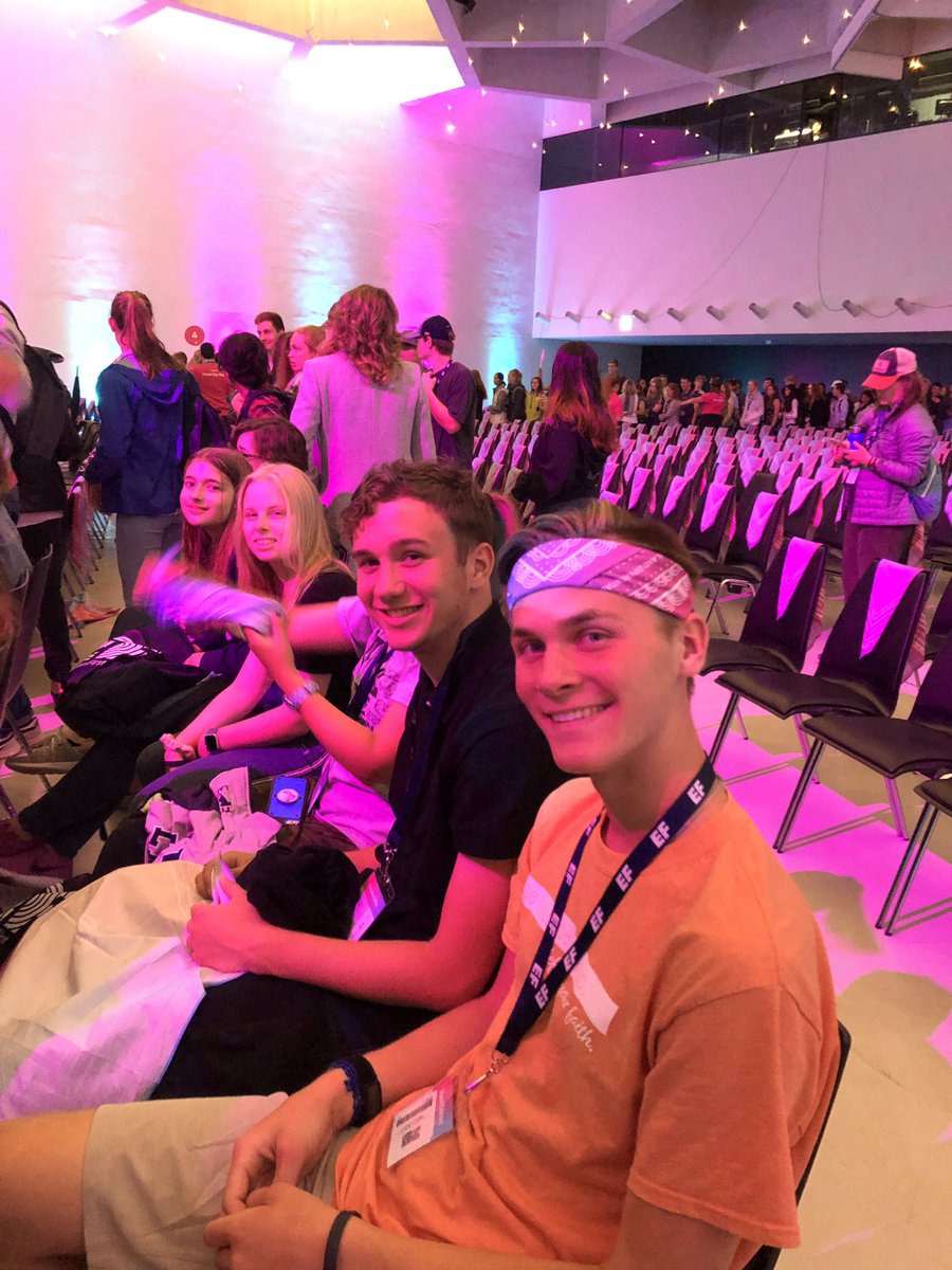 MsZteach's tweet image. We out here! @lsr7 @lswhstitans #efsummits