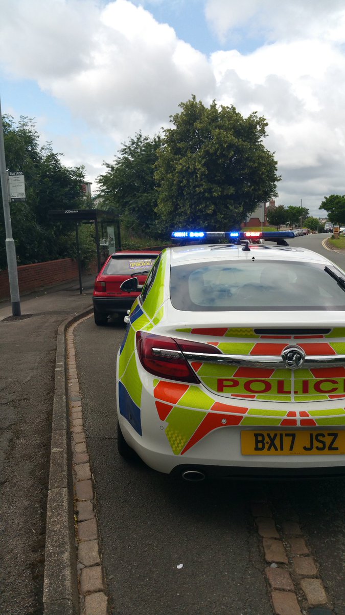 staffsresponse's tweet photo. Seized on Grove Road SOT, driver reported for no insurance offences.
Luckily a nice day for a long walk home.
Β£300 fine / 6 points and vehicle recovery fees await!
#expensivemistake
#shift3north
#NC34/37
#oneteam https://t.co/dpDLsZ3vwt
