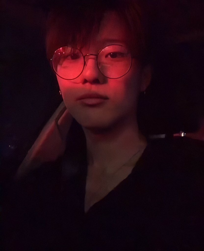 แพ้หนุ่มตี๋ทุกคนที่หล่อ tweet media