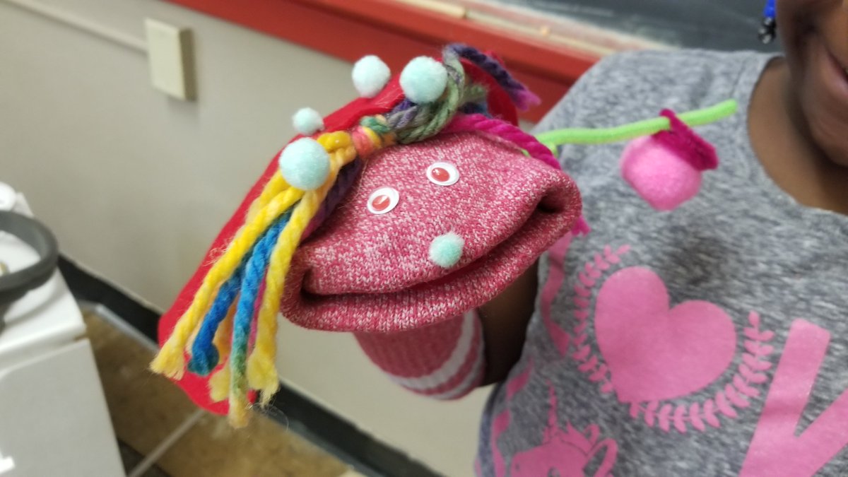 CapstonePub's tweet photo. This week we were able to work with the Boys and Girls Club in Mankato. They are using our Sock Puppet Theater books for their summer theatre program! We adapted our sock puppet design to help them make their own. It was so much fun! #communityfirst #capstonecrew #capstonecares https://t.co/78K1Kjx7WV