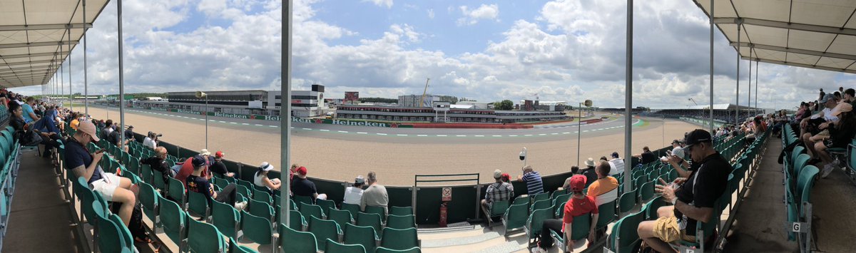 ktosulls's tweet photo. Happy 40th Damian Fletcher #Silverstone #Formula1 https://t.co/koacOo7Fo9