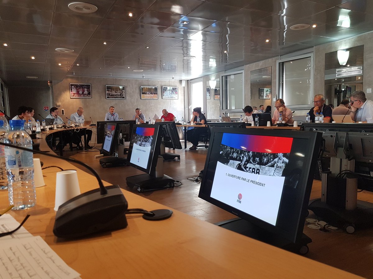 Comité directeur FFBB pour clôturer la saison et préparer la suivante.