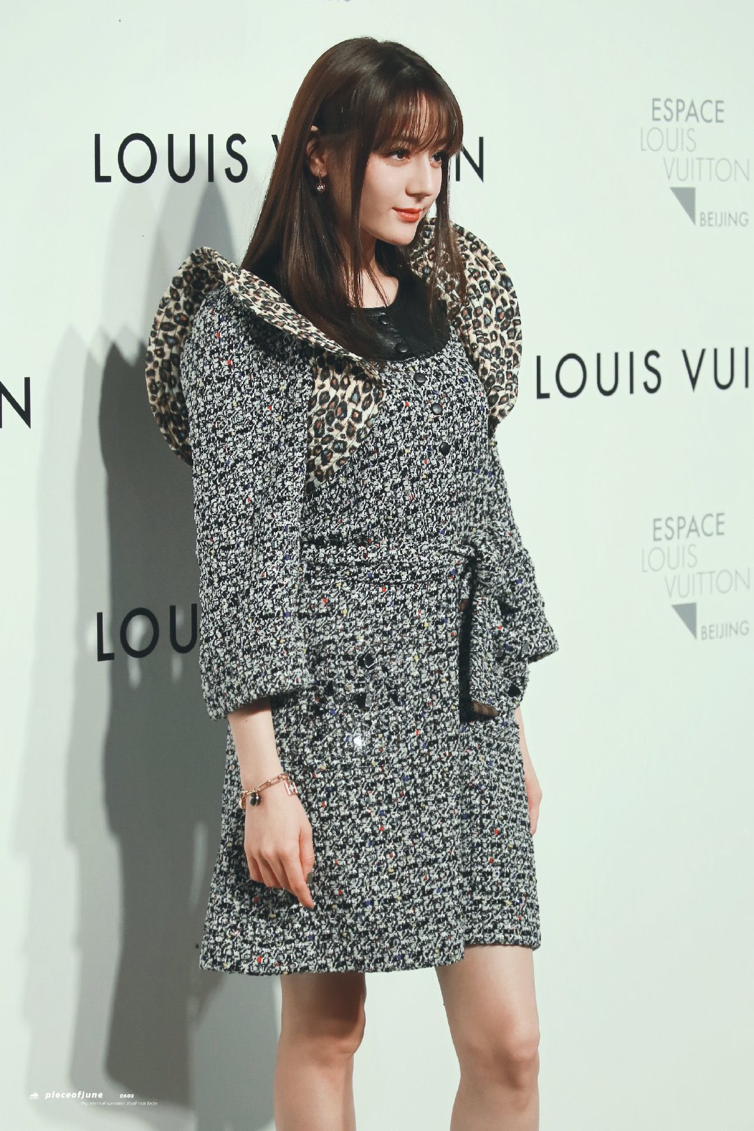 Dilraba Updates 迪丽热巴on X: #Dilireba for Louis Vuitton Fall in