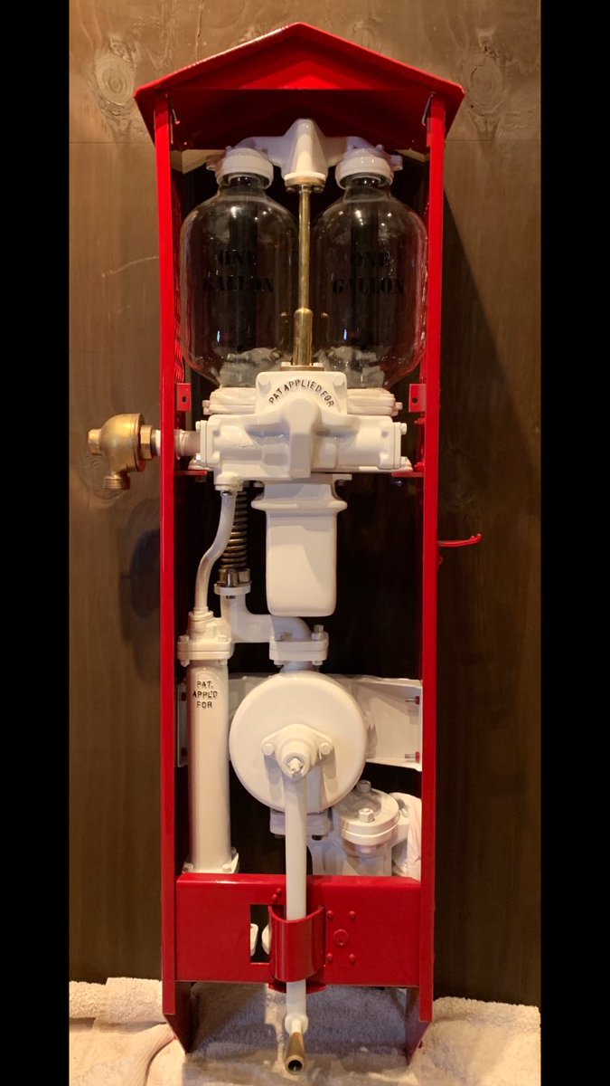 UKREST0RATI0N's tweet photo. @UKREST0RATI0N’s latest restoration. A Shell Vickers 1920’s Mk4 Wall Mounted Petrol Pump in Shell Livery. @Shell #Shell Vickers #Mk4 #petrolpump #restored #automobilia #petroliana #ShellHeritage #Shellmex #vintage #antique #garage #rare #salvaged #vintagepetrolpump #restoration https://t.co/lMRMxSGPzs