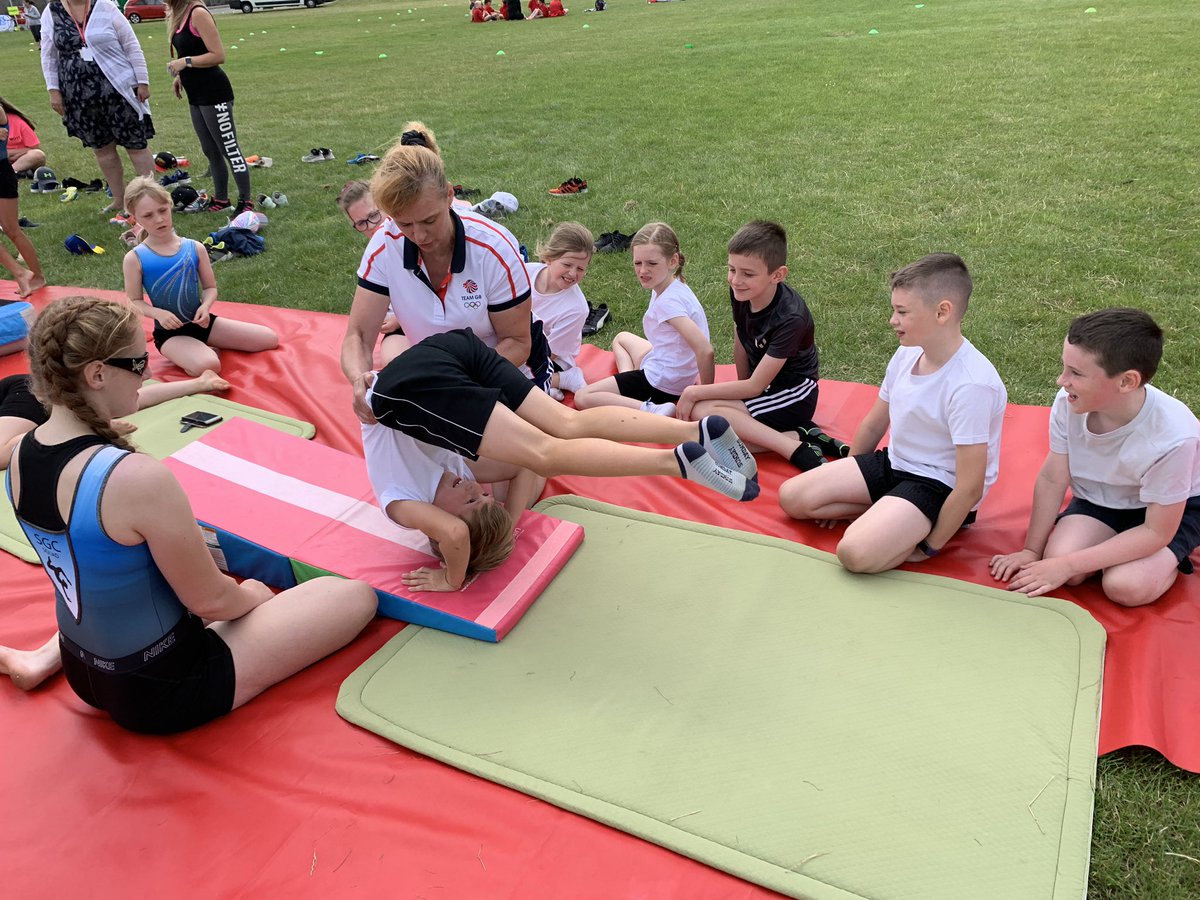TedderPrimary's tweet photo. #TeamTedder have had a wonderful afternoon trying out lots of new sports. Thank you @CGSOutreach! #MO11 🏆 https://t.co/wKvrBzFhEh