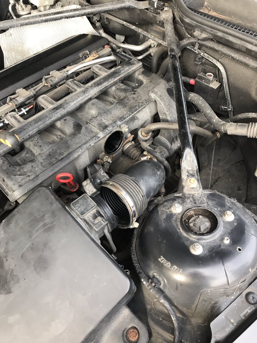 CarlMcDade's tweet photo. #ProjectZ4 update. Issue found with the air intake pipe, which also led to finding an issue with the Idle Control Valve which is causing the car to stall on idle. Oil leak found requiring the valve cover gasket to be replaced. https://t.co/whZOc8Pv1U