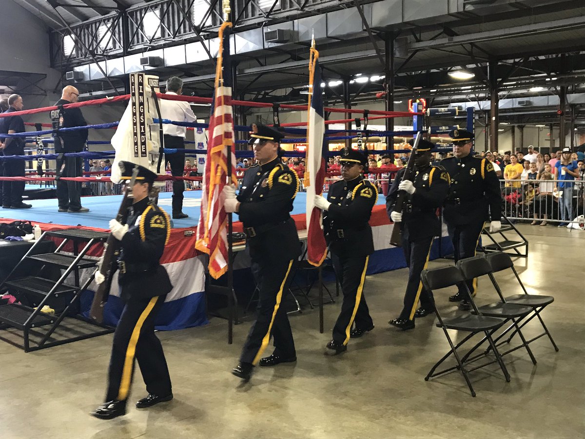 JoliARobin's tweet photo. Our @DallasPD Honor/Color Guard is opening up the 6th Annual @DallasParkRec & @DallasPAL #BattleinBigD Boxing Tournament. https://t.co/7Wep86I3OG