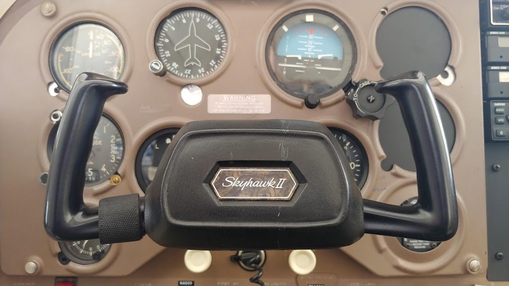 PICRentals's tweet photo. Thought renting a plane was difficult? Think again...
https://t.co/7PiqeolX5a
#rentaplane #rentafloatplane #pilotlife #BC #pilotincommand https://t.co/Hs8HEogW09