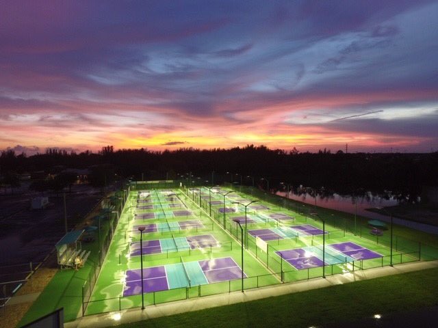 FSWCollege's tweet photo. Here's your first look at #PicklePlex on our Charlotte Campus in #PuntaGorda! ๐
๐ธ by Ted Kegeris (a drone at sunset) https://t.co/CgFLWWmX6F