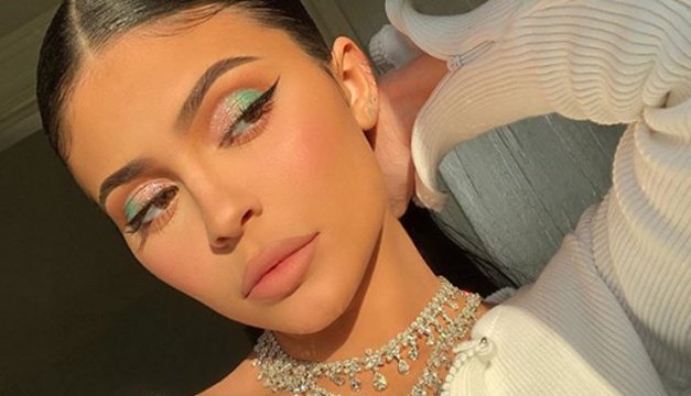 ট ইট র Diario El Mundo Lodelasemana Kylie Jenner Presenta A Su Nuevo Bebe T Co M5vnhowlu4