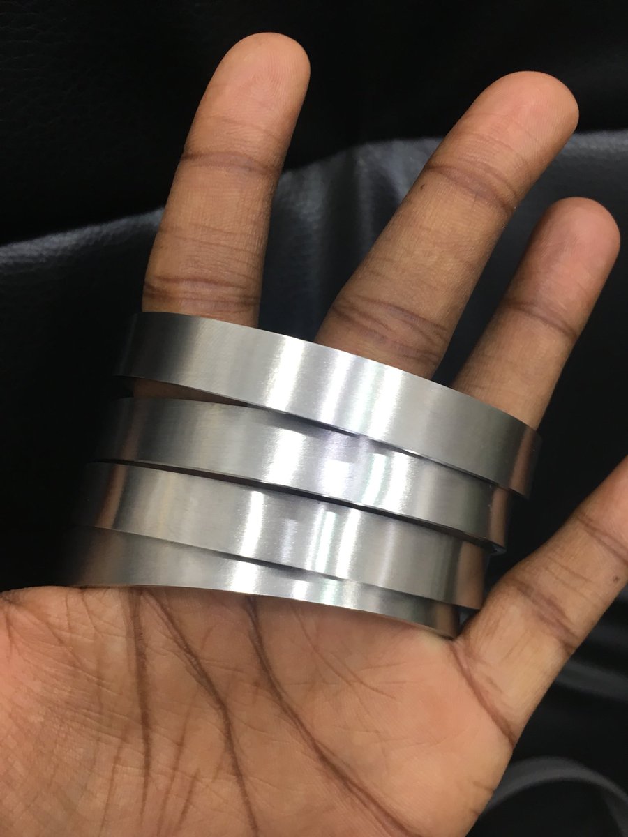 100% STEEL MALE BANGLE NOW AVAILABLE IN STORE!!!PRICE: 3500PLS SEND A DM TO ORDER #BBNajia