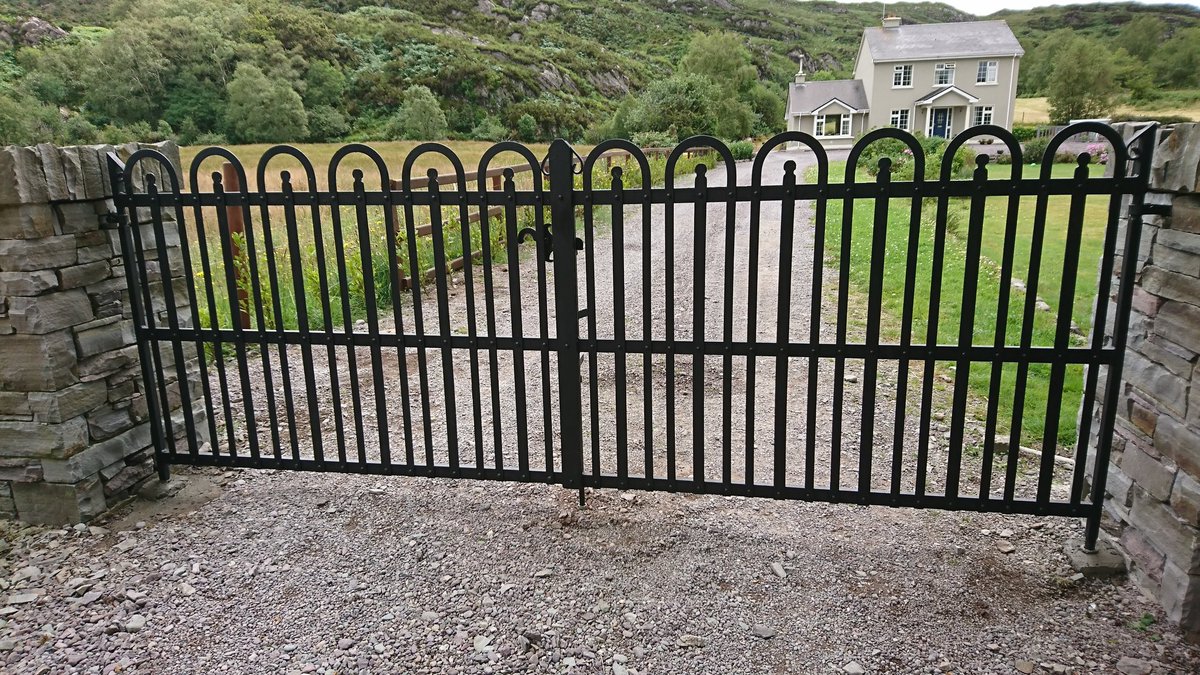 Bolgerfab's tweet photo. Traditional riveted gates very popular this summer. Installed two sets today one in Caragh lake and one in Ballybunion. All rivets and decorative pieces hand forged. https://t.co/5iMmIXRmzI