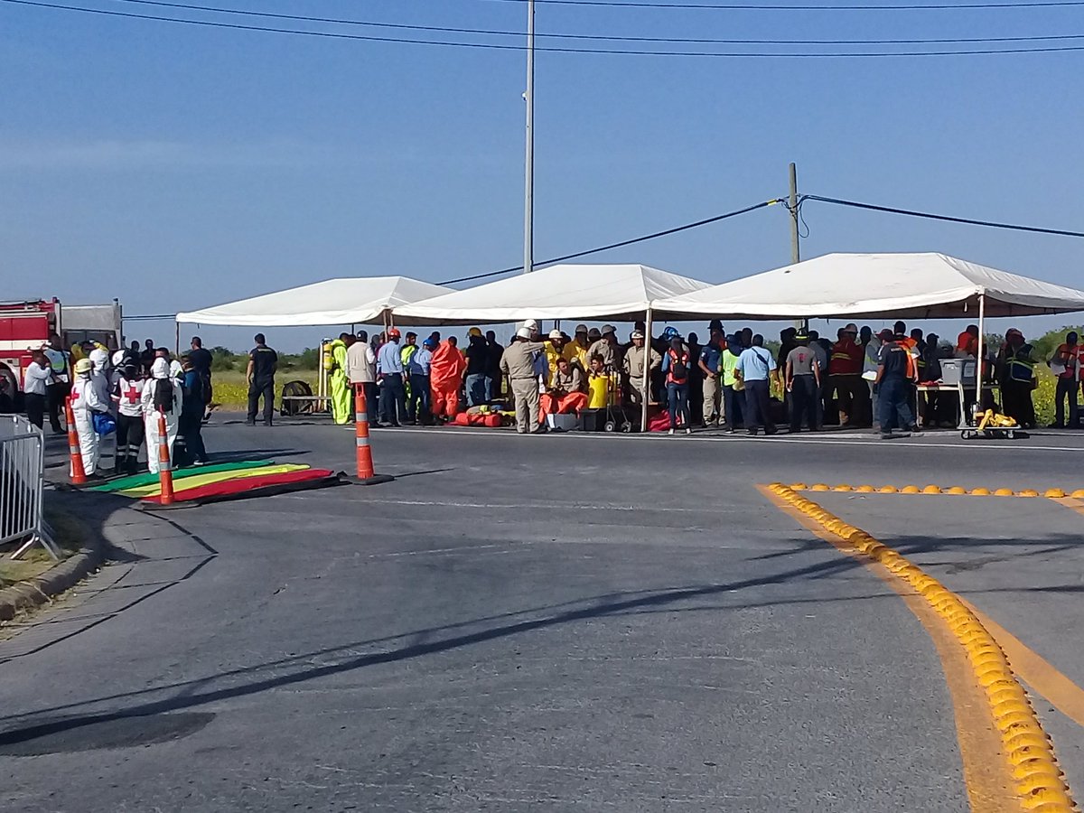 MridaOscar's tweet photo. Simulacro Binacional #Matamoros #Brownsville2019 #Emergencias911
 https://t.co/8fwNLVHmhG https://t.co/NerXcqUvNK