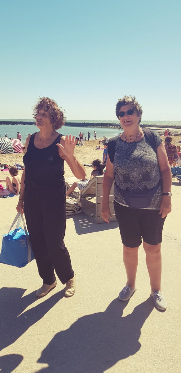 MarcelleMenet's tweet photo. Une belle journée à la Bernerie en Retz pour 50 personnes du quartier
#bernerieenretz #labernerie #mer #plage #sortie #détente https://t.co/ARmKv8UO3S