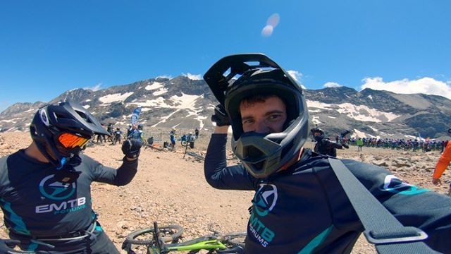 EmtbRob's tweet photo. Crazy qualifier today on the Eeb! Mix of snow dust and rocks 😂 from 10k feet on the Haibike NDURO 8.0
@megavalancheucc @haibikeofficial #megavalanche #ebike #nduro https://t.co/vbS8oMWgsq https://t.co/DwYq9J14RP