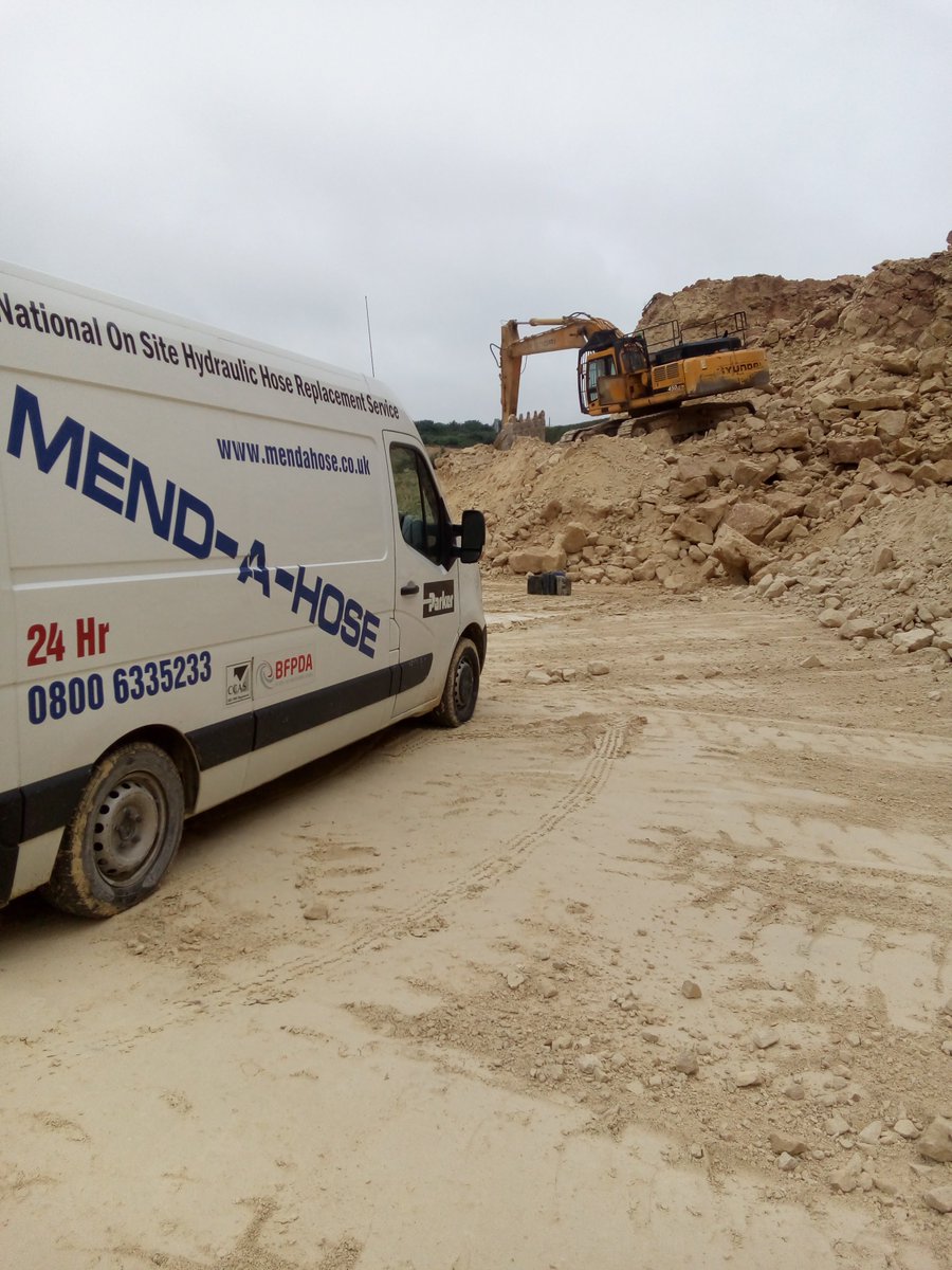 MendAHose's tweet photo. Busy Engineers in #Coventry #Birmingham happy Friday! #FridayThoughts https://t.co/2mRW2SuYWc