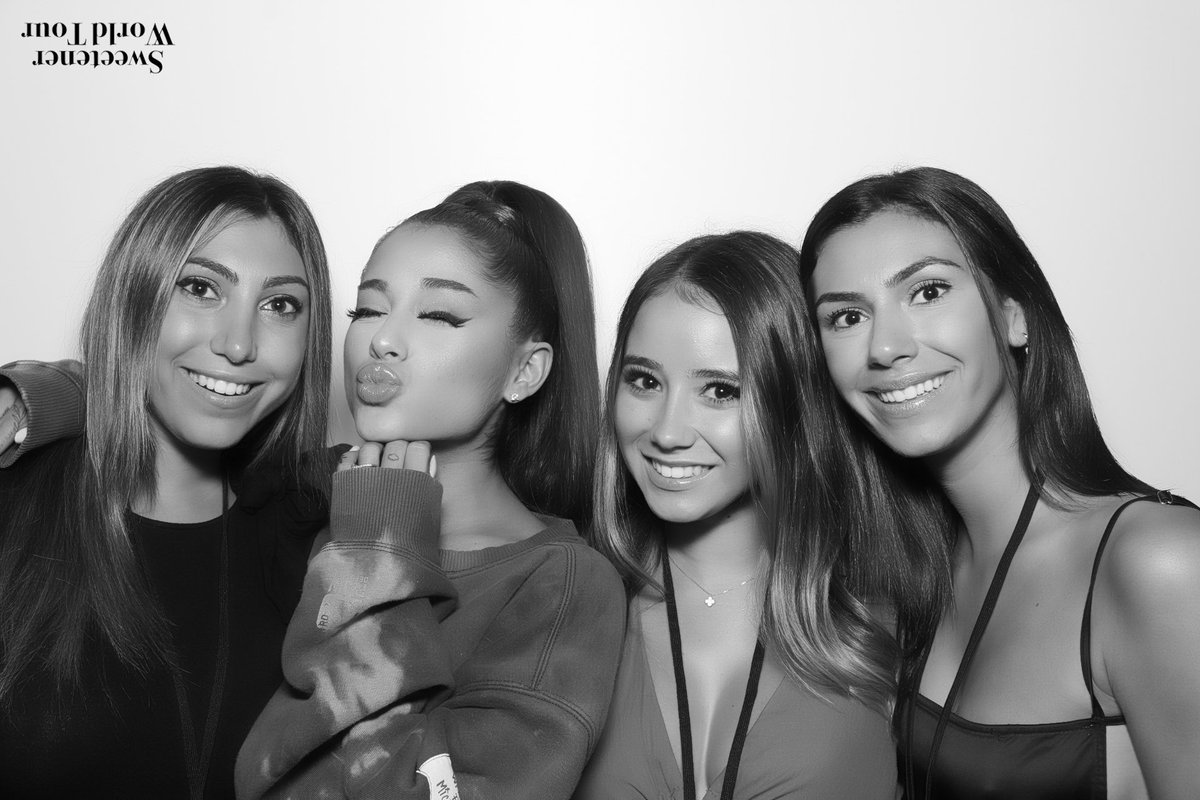 agptmedia's tweet photo. #SweetenerWorldTour 📸 Meet&Greet
#SWTPittsburgh: https://t.co/CnPA6Sf7hp
#SWTBrooklyn: https://t.co/3xCfQEUsQz
#SWTBrooklyn2: https://t.co/Kie5xGHWgy
#SWTNewYork: https://t.co/BW12ks4qbN
#SWTNewYork2: https://t.co/WFtACHaVLB
#SWTWashington: https://t.co/SFobDOYVvY https://t.co/4FOtTKI8T1