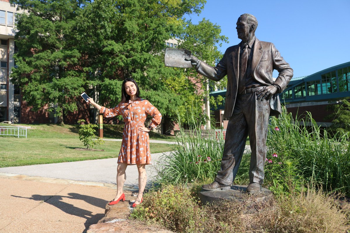UMSL_ISSS's tweet photo. Hanging out with the Wayne Goode statue outside the @UMSL Millennium Student Center! #UMSLglobal #TritonTraditions #WayneWatch https://t.co/CPZus6KFhZ