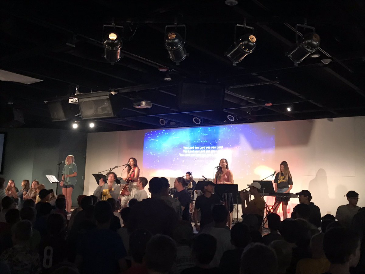YouthfrontCamp's tweet photo. Worship in the morning is our favorite way to start the day! #Session6b #YFCampWest https://t.co/57IPw2olNq