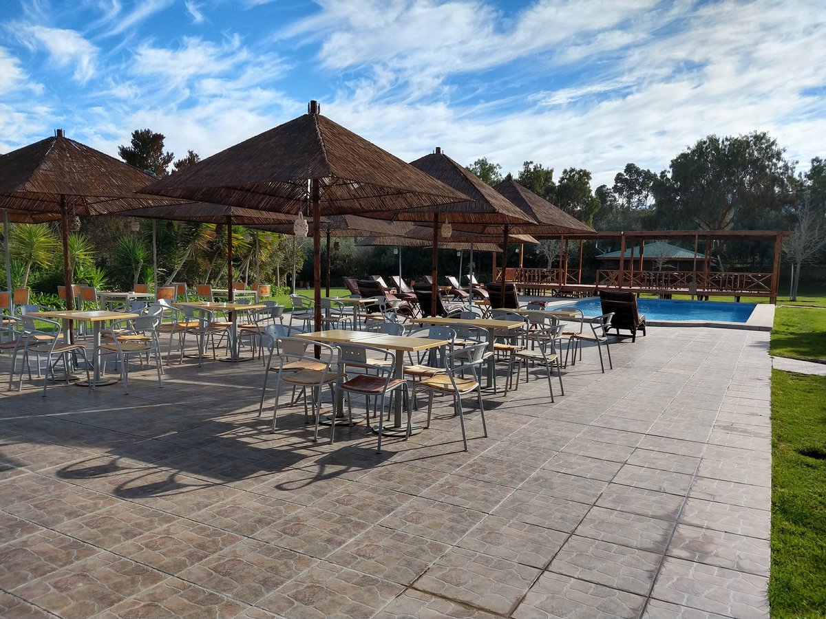 GodoyfVeronica's tweet photo. Relaxing in the middle of winter #HaciendaSantaCristina #LimariValley #Chile #Gastronomy #Wines #vineyards https://t.co/FMJibwNoQT