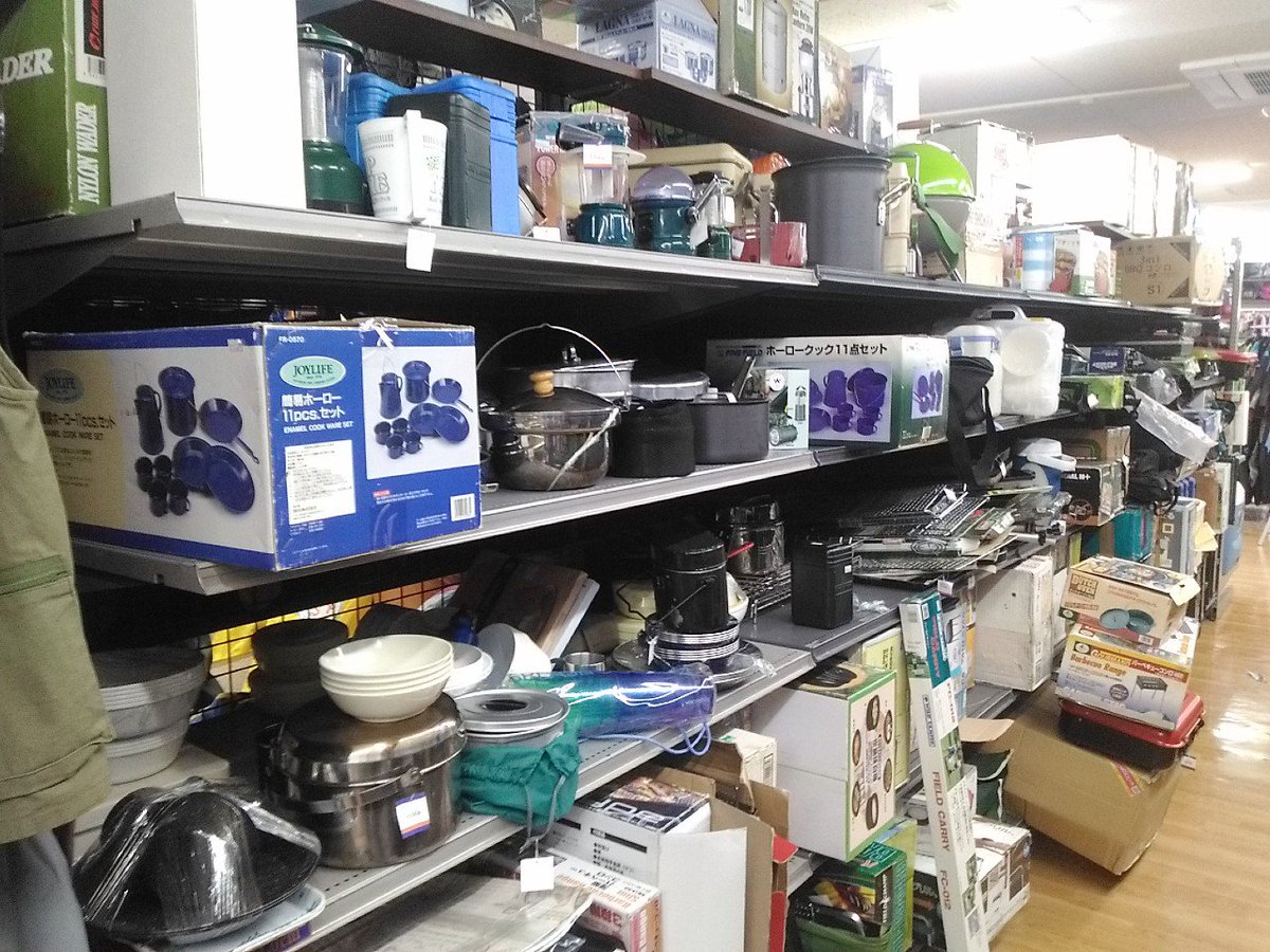 マウス On Twitter ゆるキャン など近年のキャンプ アウトドアブームを受けてなのか 元々キャンプ用品の品揃えが豊富だった Bookoff Super Bazaar 多摩永山店 では以前より売場面積が拡大され また取扱数もさらに増加していました 中古 型落ちでも良いと