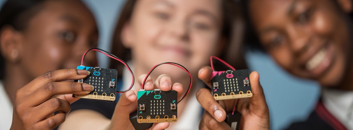 Teachers based in the UK, we need your help to make it easier for you to teach digital skills. Please check out the form below #microbit #EdTEch #Education #STEM form.jotformeu.com/91834654843365