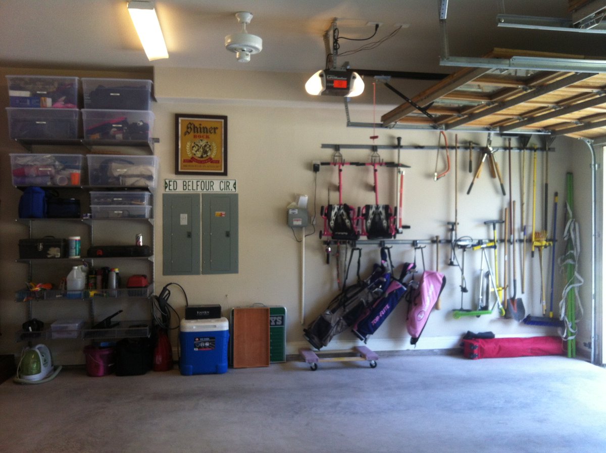 ToniaTomlin's tweet image. Sorted Out&apos;s Before and After # 4 
Garage Space: The garage is a great place for storage, but can clutter up quickly.  Take advantage of the storage possibilities, and call us for help to make this a functional space again!
#sortedout #transformedspaces #dallasorganizers