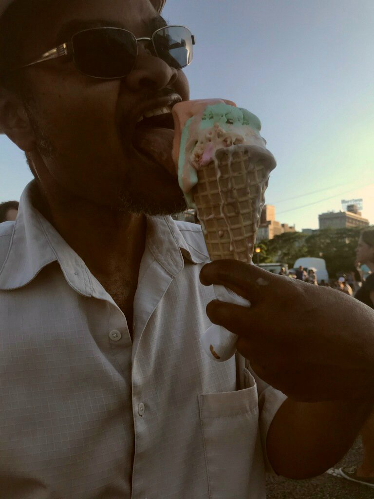 TasterChicago's tweet photo. @TasteofChi @originalrainbow https://t.co/5Zb62SH4CZ