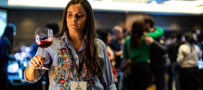 ComunicacionUM's tweet photo. Entrevista a Lucía Pastor, egresada de la FCOM, que en su trabajo combina la comunicación y la gastronomía: ▶https://t.co/ca50Q6Sz0e #AlumniUM #AlumniFCOM https://t.co/tZlc7h7TnM