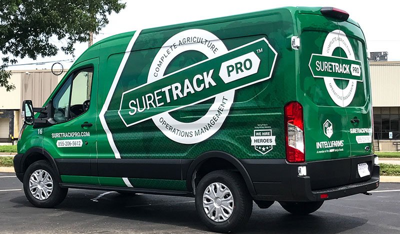 AGI_Digital's tweet photo. You can’t miss our new #SureTrackPRO vehicles! We’re rollin’ in style as we install the industry’s leading grain management solutions designed to drive revenue every step of the way. S/O to @rev2design for another awesome job! #IntelliFarms #SureTrackFARM #GrowForAPurpose https://t.co/zC0DVaziAr
