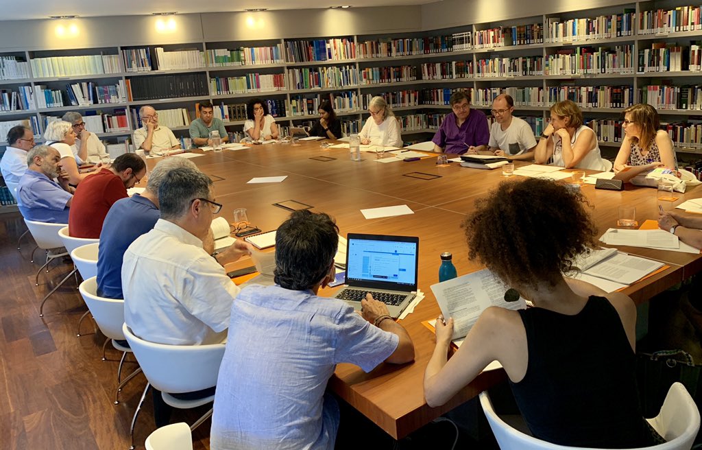 estructuraDHC's tweet photo. El #ConsellAssessor de l’@estructuraDHC posa en comú els resultats de les relatories de totes les #ÀgoresDeDrets presencials realitzades al llarg dels últims 6 mesos per la construcció del #PlaDeDretsHumans de Catalunya
👆🏽Continúa oberta l’ #ÀgoraVirtual https://t.co/q3TXnmzQeC https://t.co/bYJvY713lU