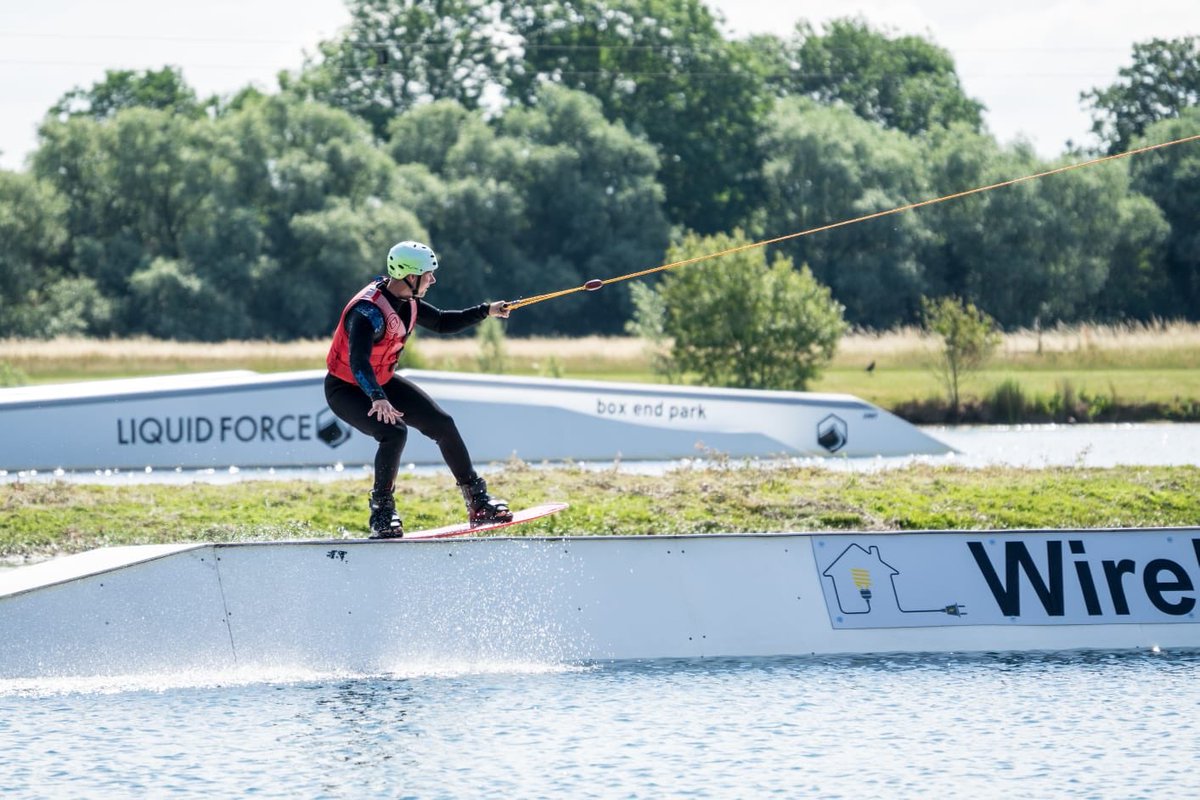 1RegtRMP's tweet photo. Congratulations to Cpl Sullivan of #150procoy on first place in the men's beginner category for this years #armywakeboarding champs🥇 #1RMP challenged themselves and eachother against many other talented riders. #ARMY #teamone @TomBlackmore150 @CO1RMP @ArmySportsLTRY @AgcSport https://t.co/0vF7MY2iXO