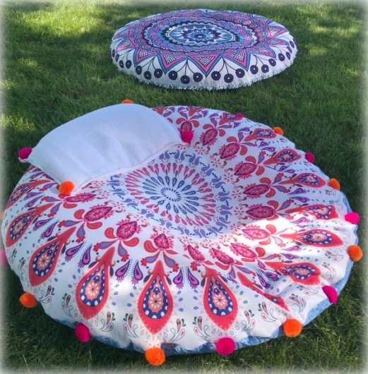 Wonderfully fun and colorful, too, this DIY 60” bean bag cushion project takes relaxation to a whole new level. Place on the lawn, by the pool or on the floor of a bohemian lair.
fairfieldworld.com/project/cosmic…