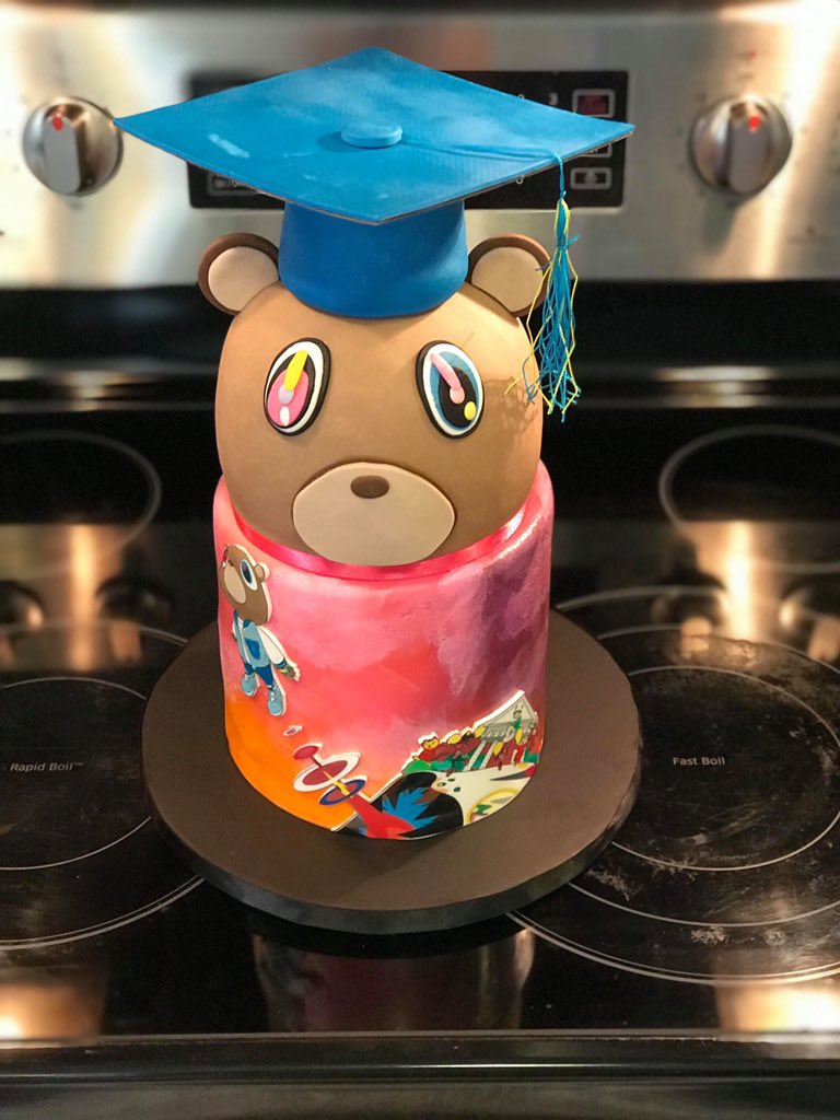 heat_squad305's tweet image. Here’s the custom cake I had made for my grad party!! 🔥❤️ @kanyewest