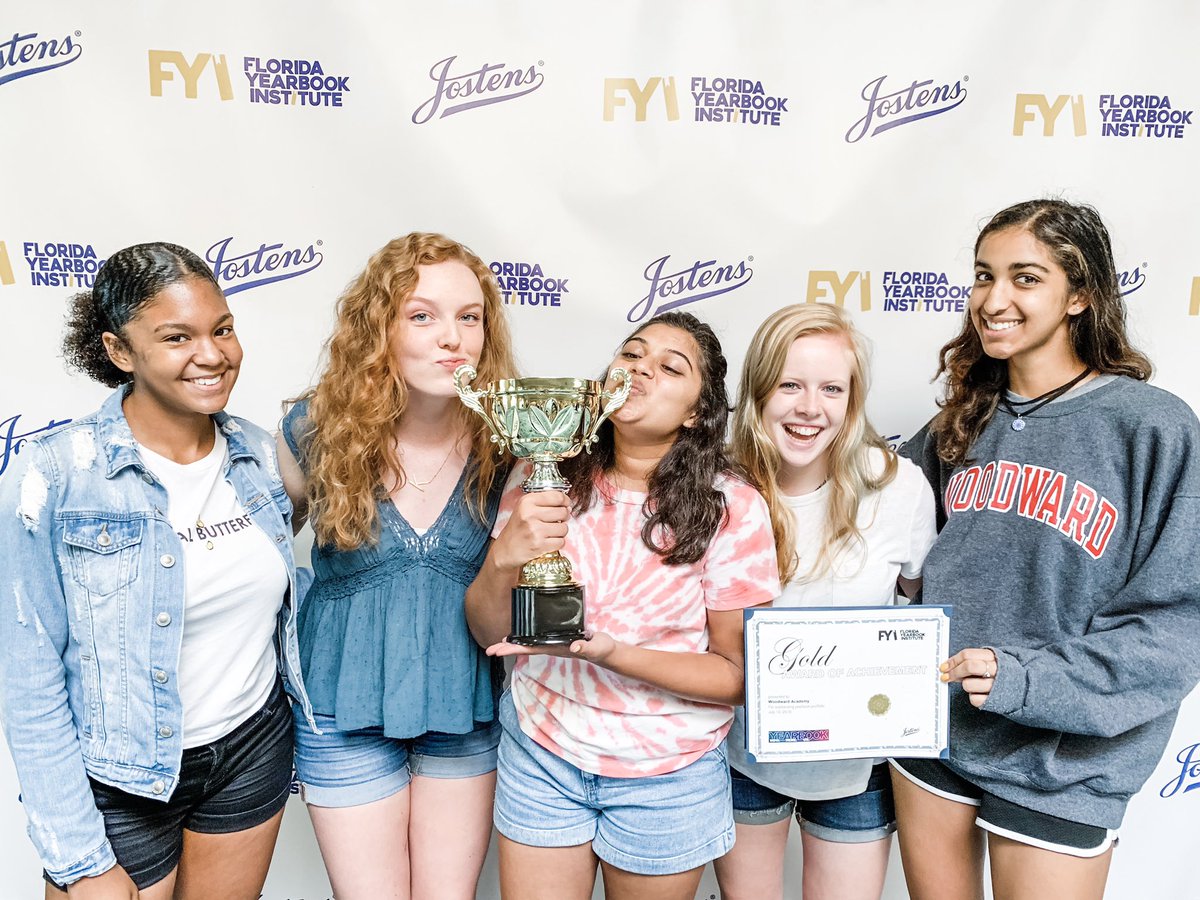 Phoenix Yearbook tweet media