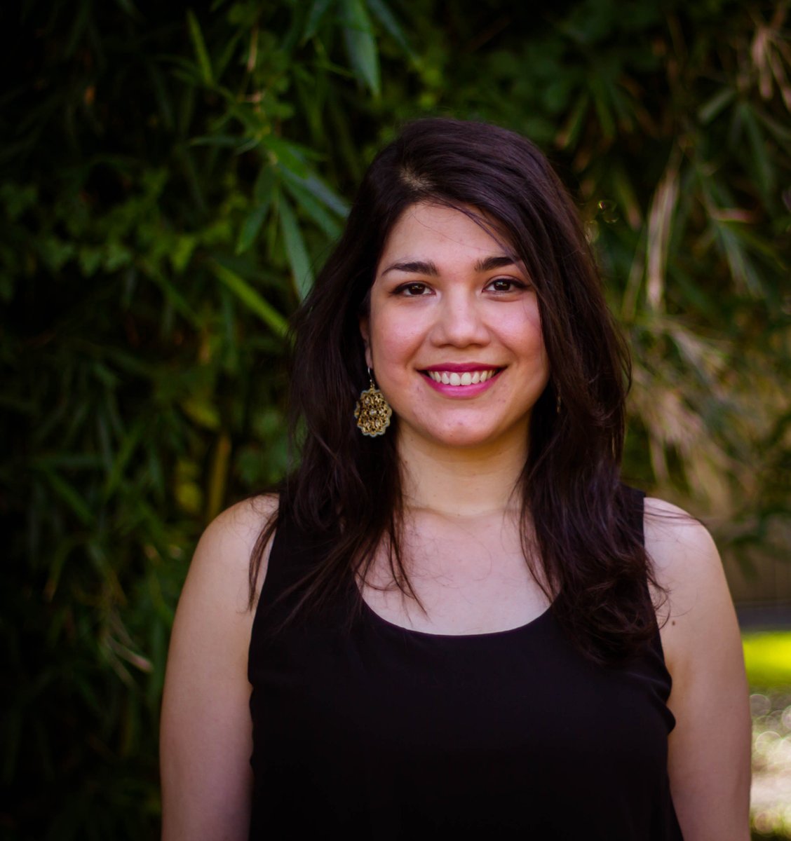 Weekly_Reader's tweet photo. Did you miss our radio interview with poet Analicia Sotelo? Unforgivable! ...Unless you listen to the podcast version below. 🙃 @AnaliciaSotelo talks her poetry collection, Virgin, in this episode hosted by @lornapecard  https://t.co/lWD15mCVhn https://t.co/pHp4cjNZEZ