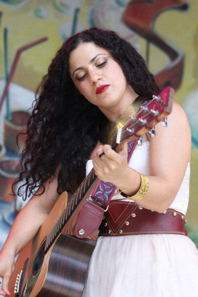 MathlouthiEmel's tweet photo. 7 years ago somewhere in Germany, probably doing a cover of @RSprachrohr
#chubbydays https://t.co/Zg8uatD969