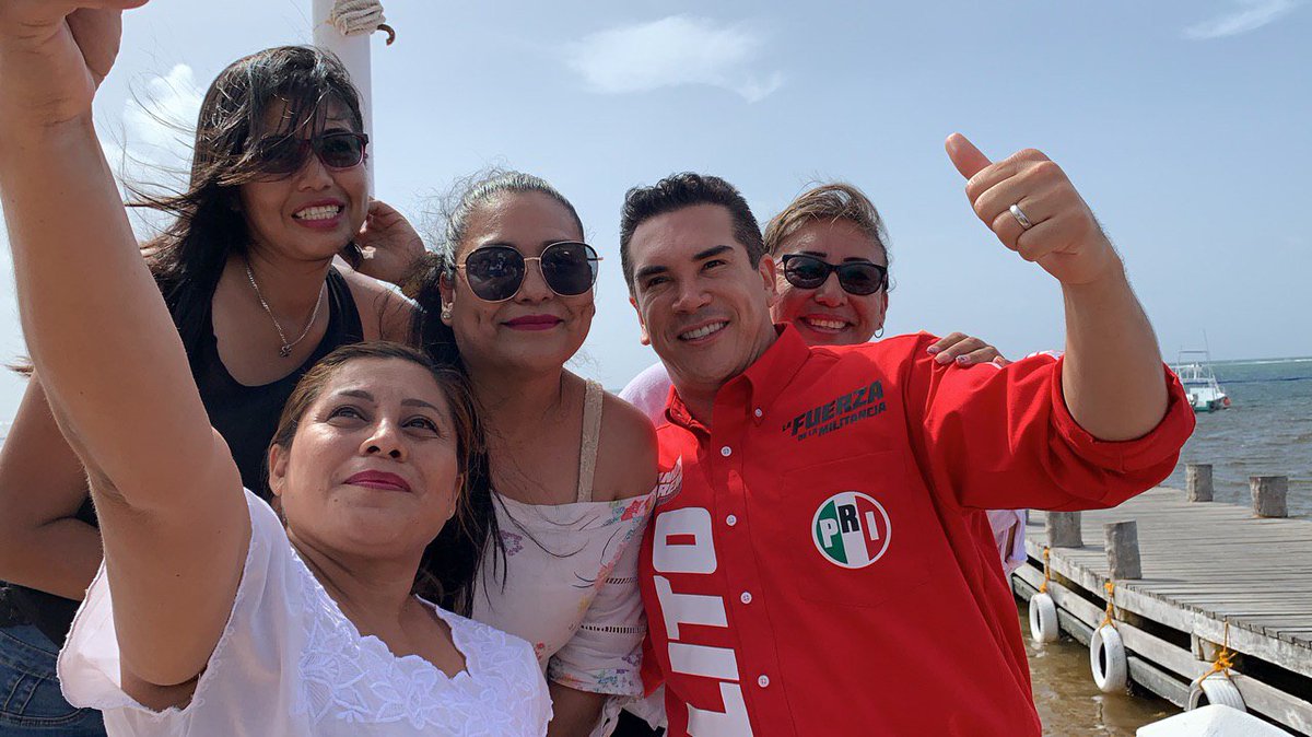 alitomorenoc's tweet photo. Fue un gran gusto para mí reunirme con mujeres en Puerto Morelos, Quintana Roo, a quienes escuché y platiqué sobre cómo desde la dirigencia nacional vamos a abrir más espacios de participación política para ellas. https://t.co/NQvgTVH4ea