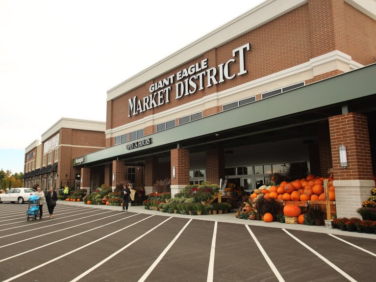 We are now in Giant Eagle Market District stores! Find us in the produce section. #PeacefulFruits #FruitSnacks #SaveTheRainforest #MadeWithLove #HealthySnacking #HealthyHero #EatRight