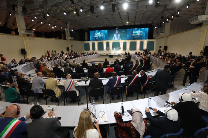 View image on Twitter