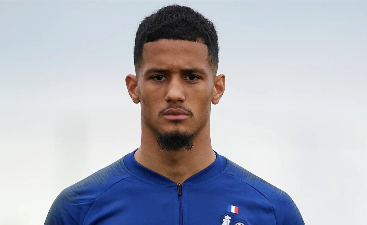 afcstuff's tweet photo. Tottenham are trying to hijack Arsenal’s deal to sign Saint-Etienne centre-back William Saliba by offering a marginally better deal. Spurs have offered the same amount as Arsenal - €30m - but with better add-ons. [@FabrizioRomano] #afc https://t.co/yVJPkyooTv