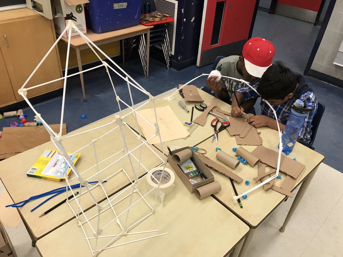 Angel04brea's tweet photo. Our class looks like a huge construction zone after reading “Young Frank Architect” #FrankViva The kids are so creative in building their crazy furnitures. @QVicSummer @TDSB_STEM @TDSB_ConEd https://t.co/rsDKZc68b7