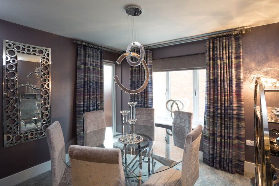 AuroraLiving1's tweet photo. LAST PLOT at Hampton Gate Solihull B92 0JF. 5 double bedroom house with modern finish, 3 reception rooms, spacious living room, double garage, great location, now £930,000 , OPEN HOUSE this weekend 10am - 5pm. https://t.co/8HnPZyUfYT https://t.co/cC8cAKBkgs