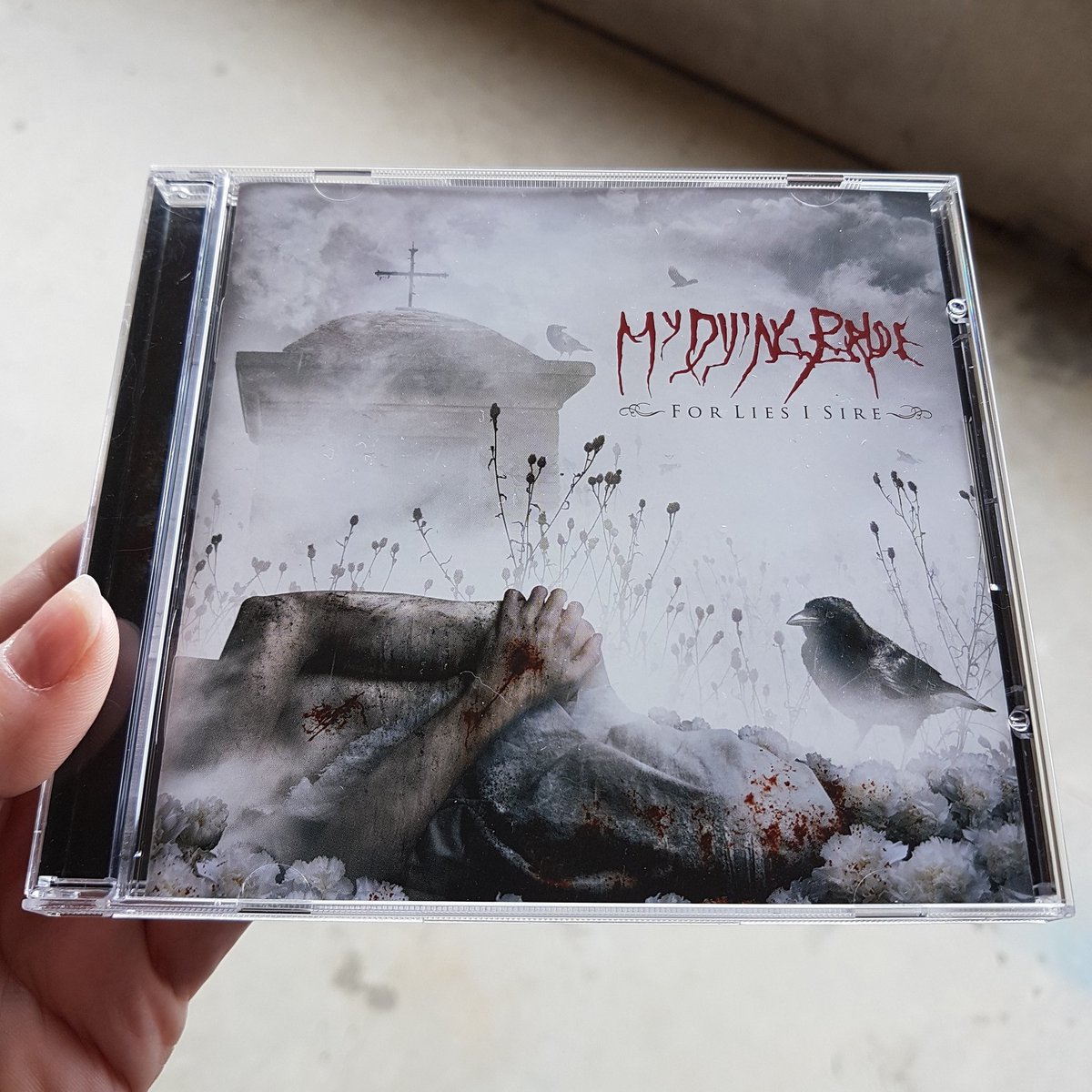 TheMetalheadBox's tweet photo. Now playing MY DYING BRIDE For Lies I Sire! Not as many "Death Metal vocals" on this album as others, but mister Stainthorpe is fantastic job as usual. 👍#mydyingbride #forliesisire #doommetal #deathdoom #ukdoom #metal #heavymetal #heavy #themetalheadbox https://t.co/6vPI6zswk9