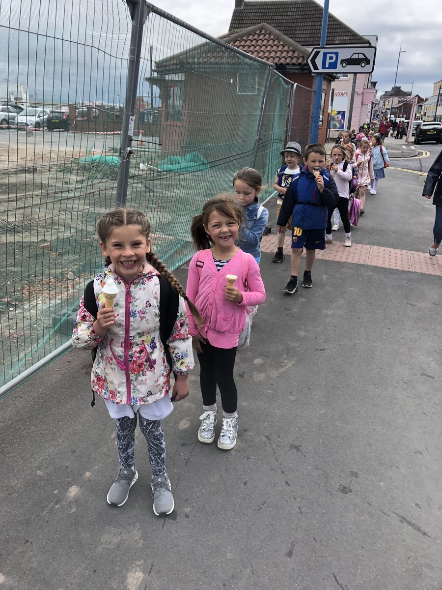 Stranton Primary School (@strantonprimary) on Twitter photo Key Stage 1 had a fantastic time at Seaton and they especially enjoyed their ice creams 🍦🌊 Key Stage 1 had a fantastic time at Seaton and they especially enjoyed their ice creams 🍦🌊