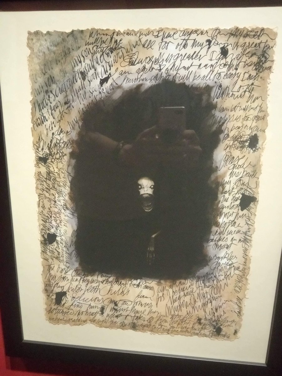 DgyJso's tweet photo. @Bonmaxima No es la película de del Toro más conocida, pero al menos formaron parte de la exhibición #EnCasaConMisMonstruos https://t.co/SyvrHbAEzB