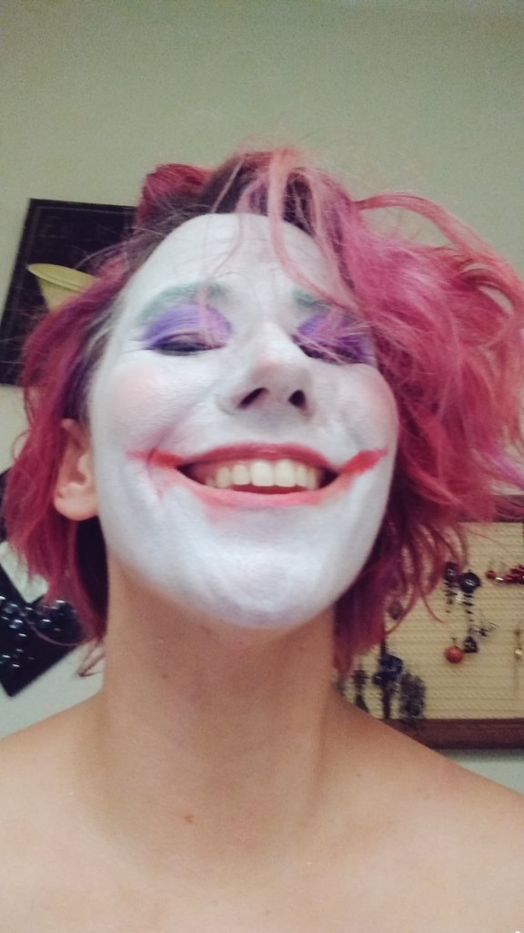 TheStidhamChick's tweet image. So about last night. #conventionvibes #jokersdaughter #dueladent #Metrocon2019