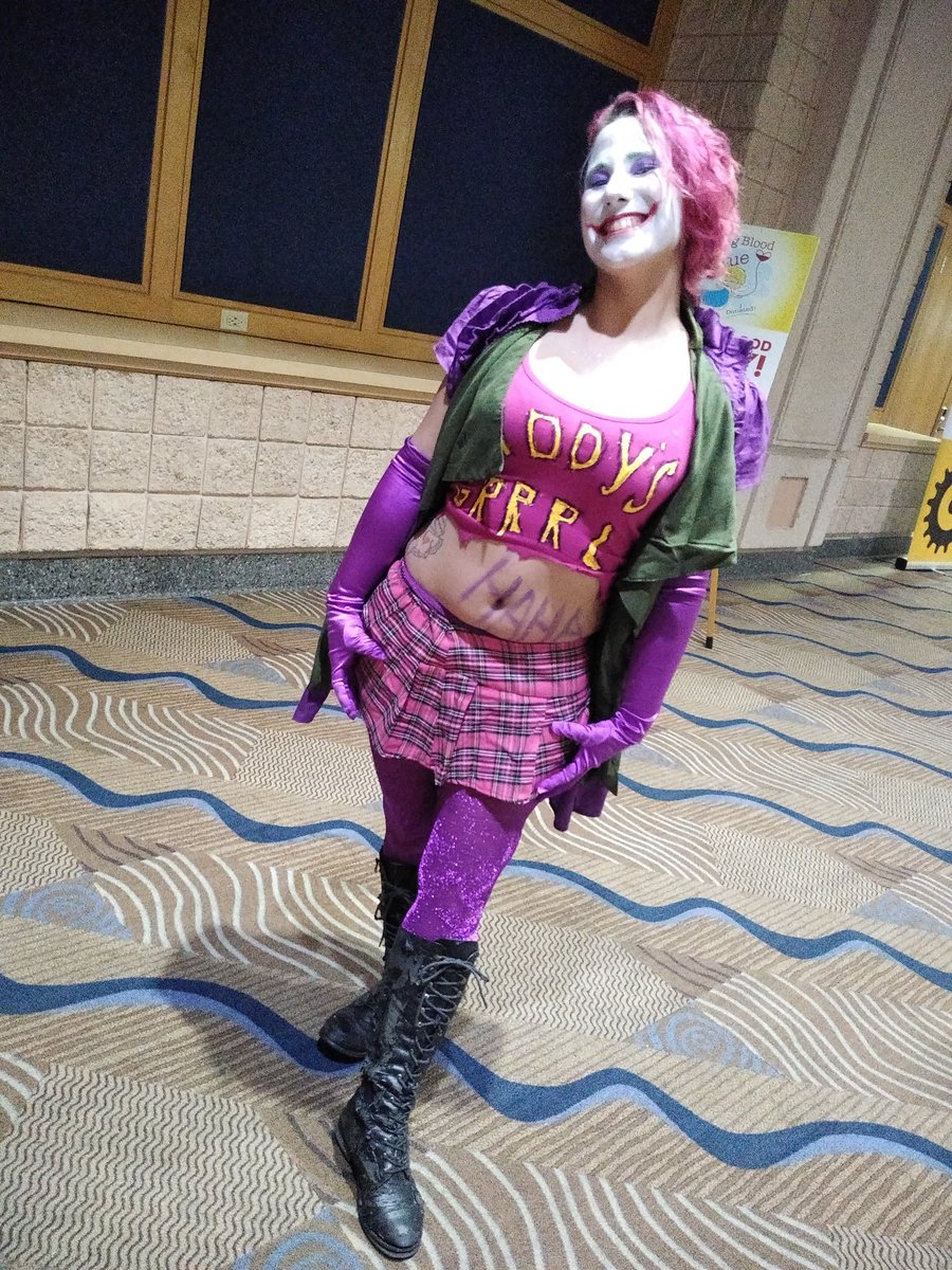 TheStidhamChick's tweet image. So about last night. #conventionvibes #jokersdaughter #dueladent #Metrocon2019