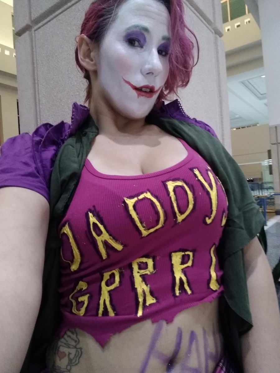 TheStidhamChick's tweet image. So about last night. #conventionvibes #jokersdaughter #dueladent #Metrocon2019